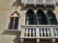         2015